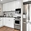 Sandpeddler Inn and Suites