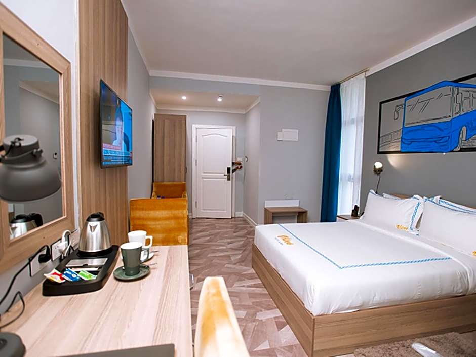 Vibes Hotel and Spa