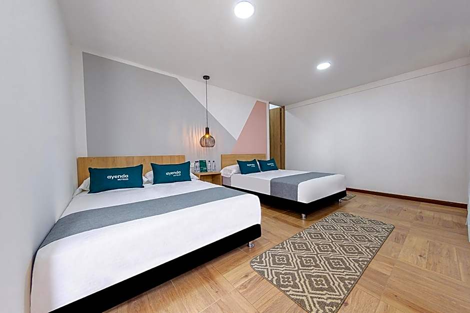 Ayenda De La Calle Real