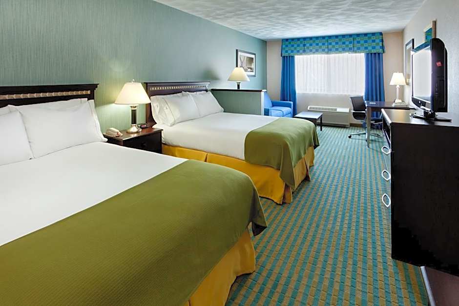 Holiday Inn Express & Suites Smithfield - Providence By IHG