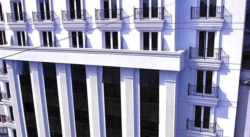 Istanbul Royal Hotel