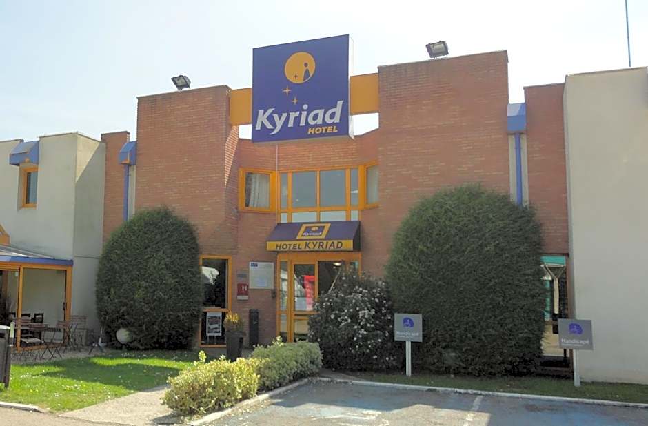 Kyriad Chantilly Hotel
