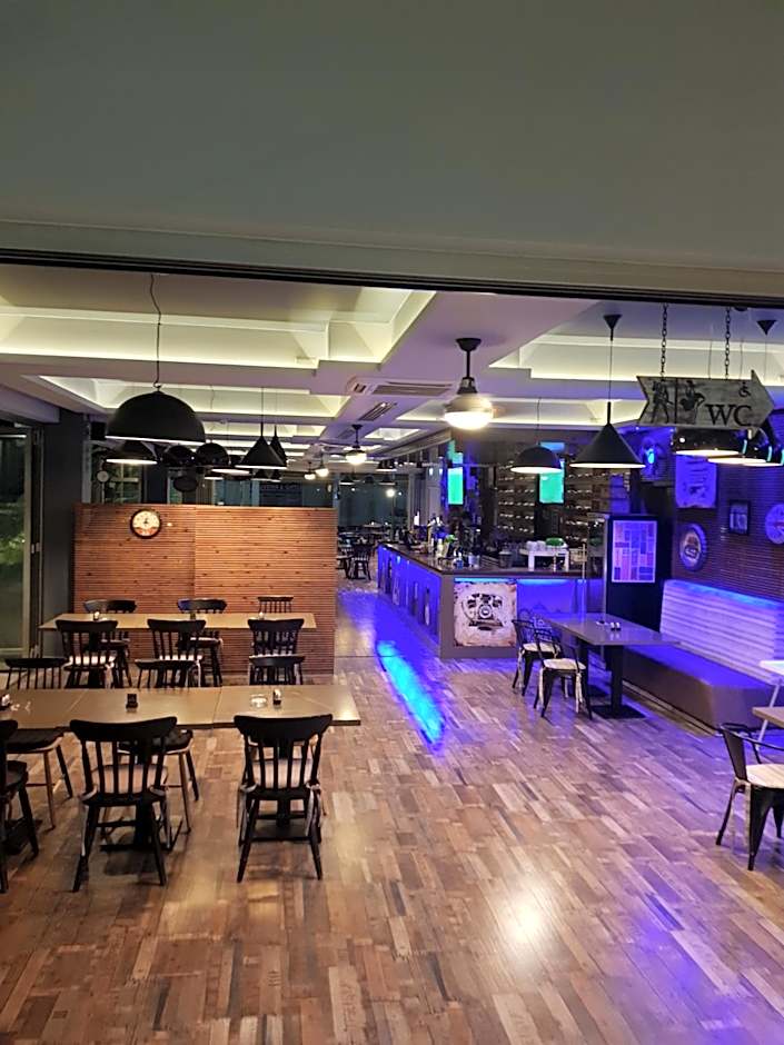 Euronapa Hotel Apartments