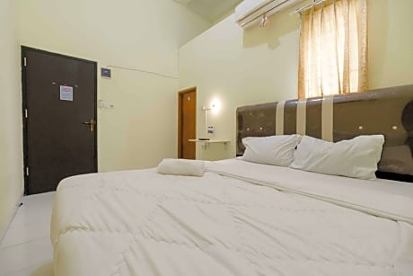 RedDoorz near OPI Mall Palembang 2