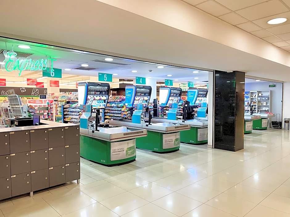 Queen's Hotel - Zebra Centre