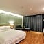 Hotel the maru