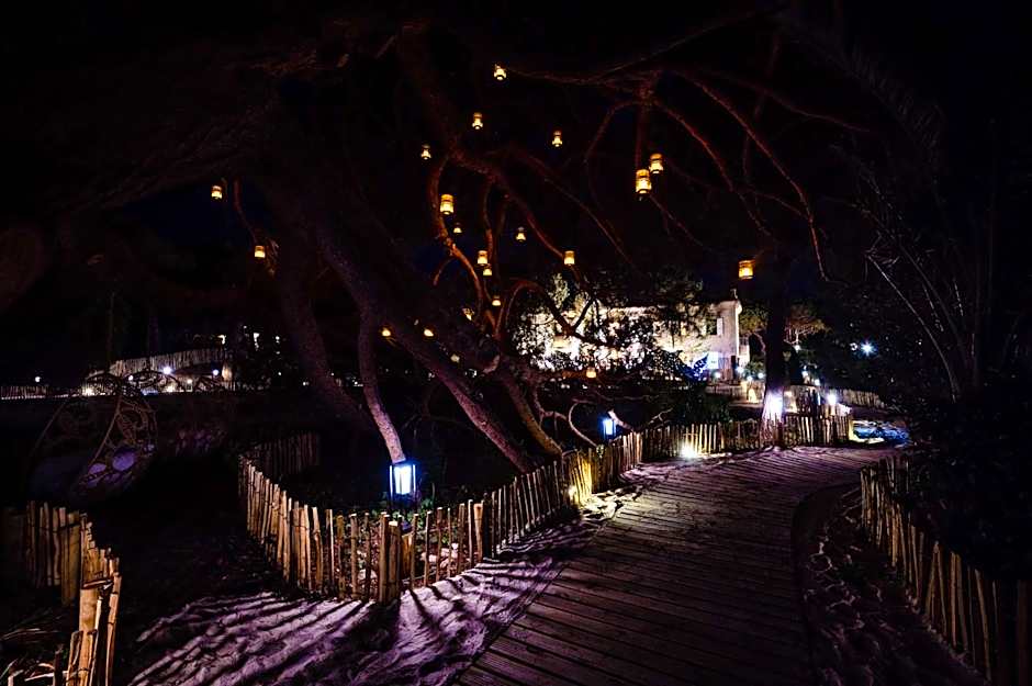 Le Hameau des Pesquiers Ecolodge, Curio Collection by Hilton