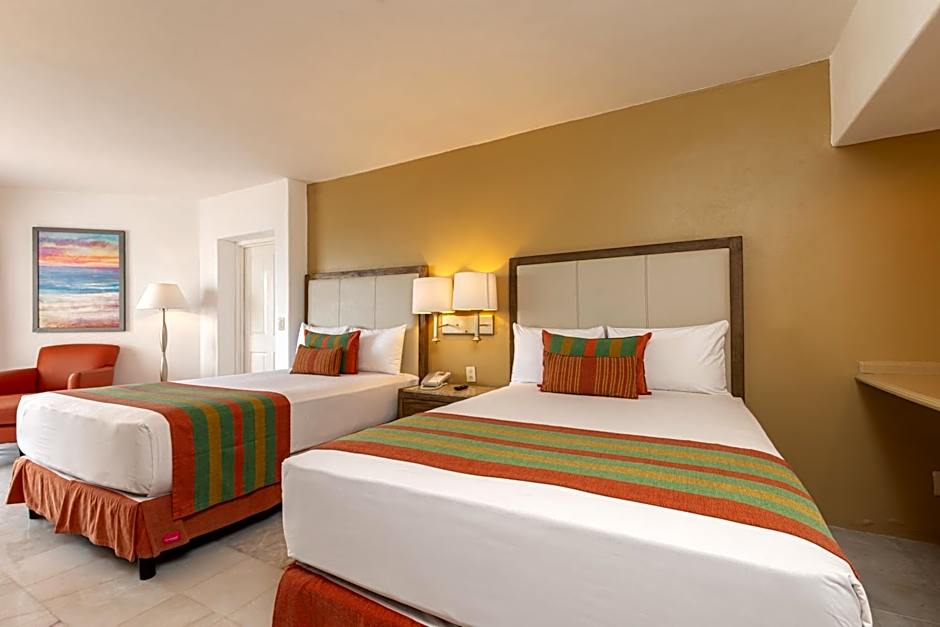 Tesoro Ixtapa Beach Resort