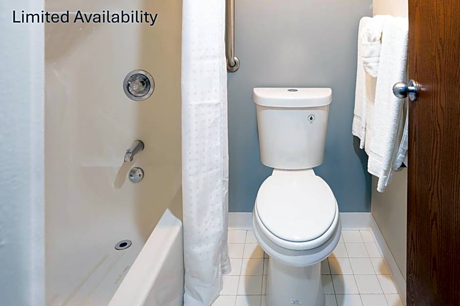 The View Inn & Suites Bethlehem / Allentown / Lehigh Airport