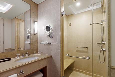 Premium Deluxe Twin Room, Water Views, 2 single beds with single spa