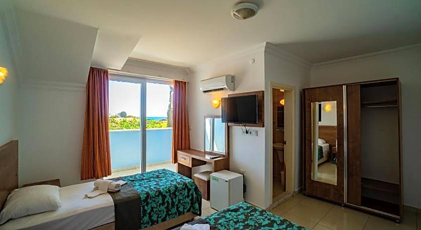 Prenses Sealine Beach Hotel