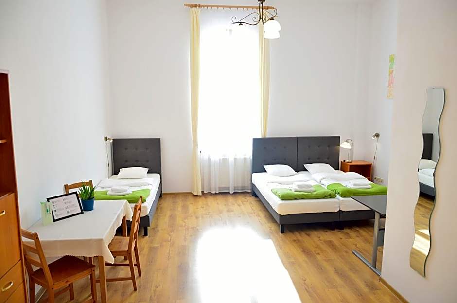 WenderEDU Business Center