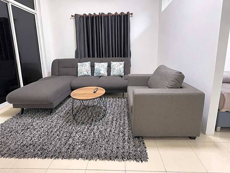 K2 Seaside Suites