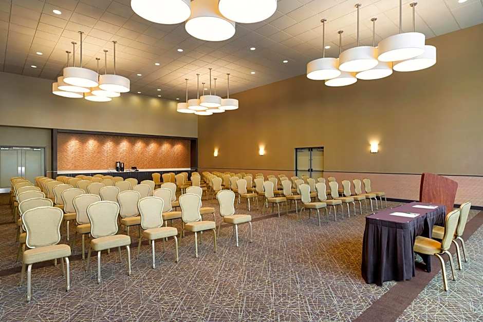 Holiday Inn Boston - Cambridge Area by IHG 
