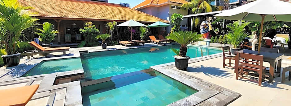 Puri Gopa Hotel