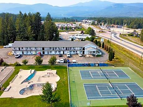 Super 8 by Wyndham Clearwater BC