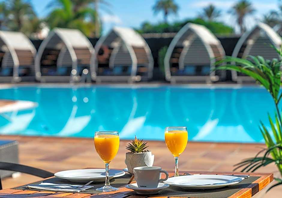 AxelBeach Maspalomas - Apartments and Lounge Club - Adults Only