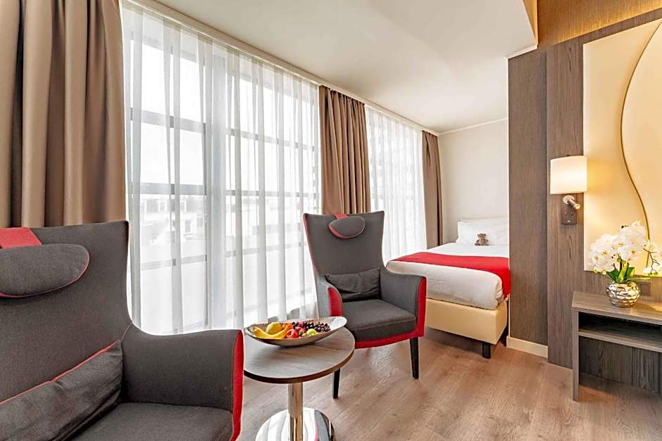 PLAZA Premium Den Haag City Center