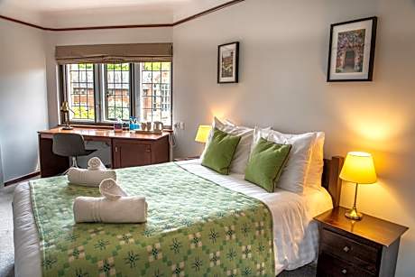 Double Room with Shared Bathroom