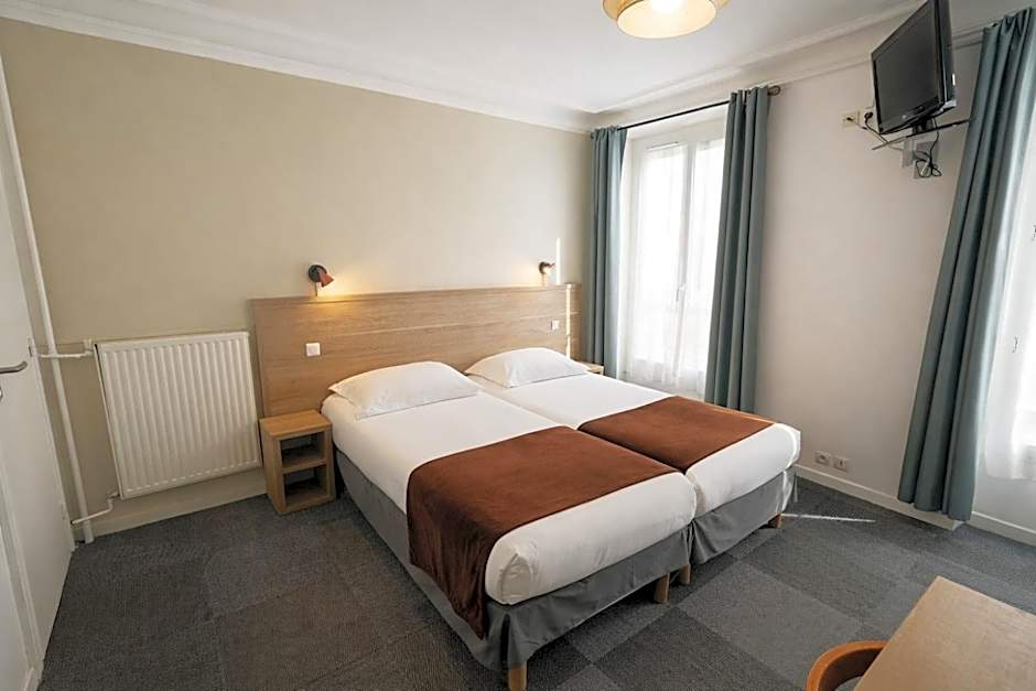 Hotel Cosmos