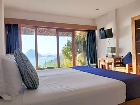 Deluxe Double or Twin Room with Balcony