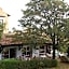 The Originals City, Hotel La Siesta, Annonay Est (Inter-Hotel)
