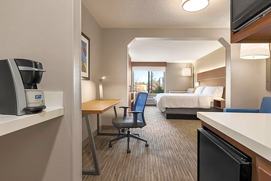 Holiday Inn Express Hotel & Suites Anniston/Oxford By IHG