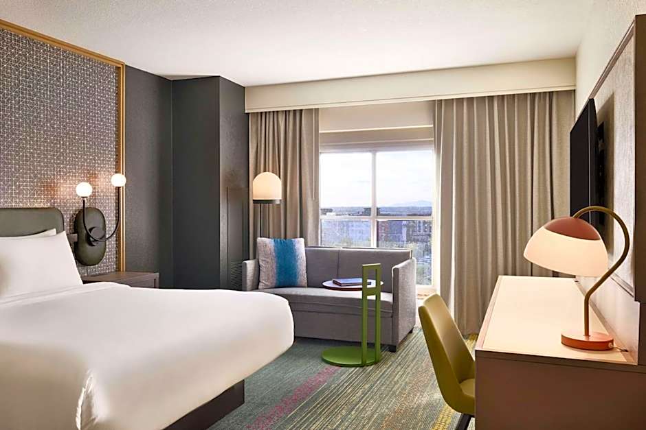 Renaissance Phoenix Glendale Hotel & Conference Center