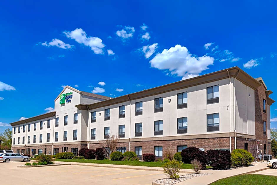Holiday Inn Express & Suites Shelbyville Indianapolis by IHG