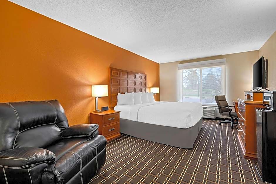 Days Inn by Wyndham Black River Falls