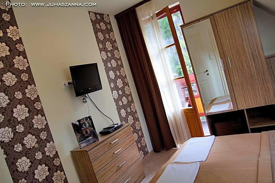 Hotel Tókert Szálloda és Étterem