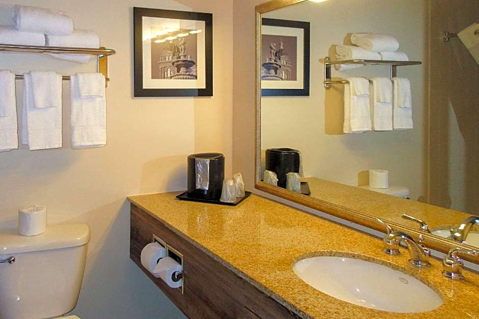 Quality Inn & Suites