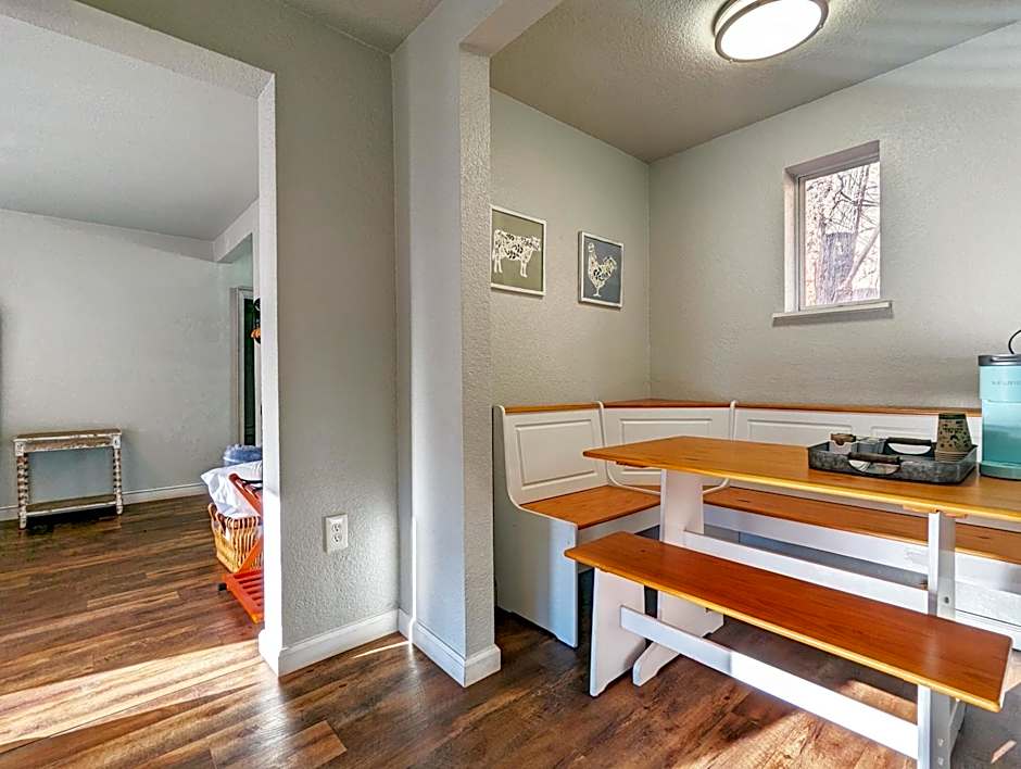 The Fountain Creek Inn of Manitou Springs