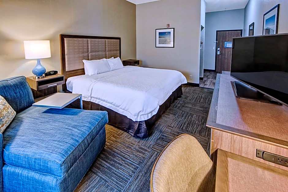 Photo 1 of 3 of 1 King Bed, Mobility Accessible