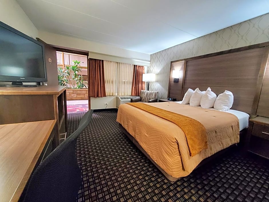 Ramkota Hotel Watertown
