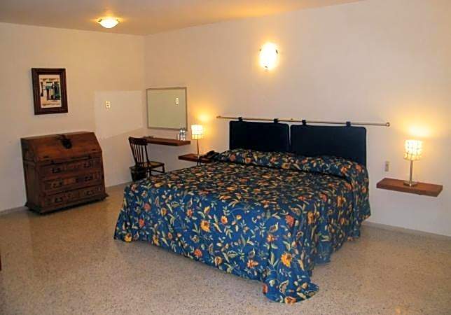 Parque Inn Hotel & Suites