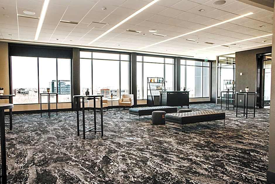 AC Hotel by Marriott Columbus Downtown