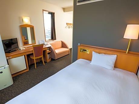 Deluxe Single Room - Smoking