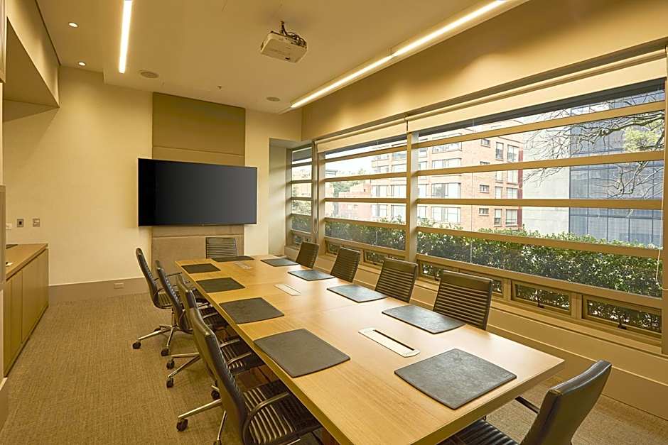 EK Hotel By Preferred Hotels Group