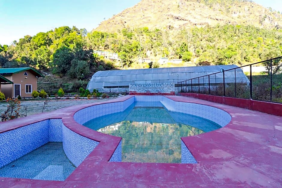 FabEscape Pine Hill View