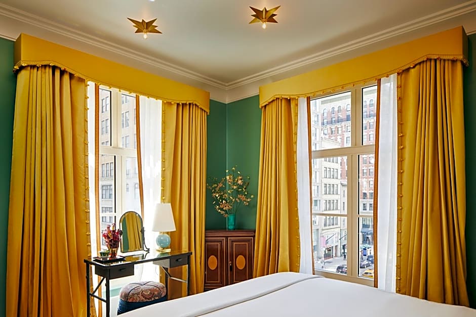 The Fifth Avenue Hotel