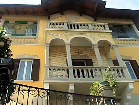 Hotel La Rondinella