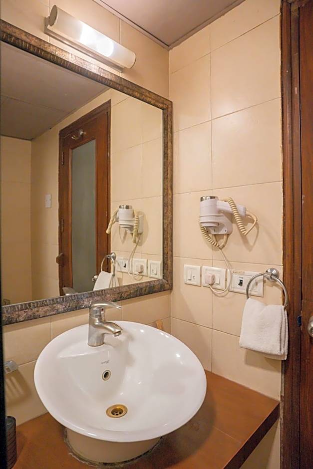 Ahuja Residency Parklane