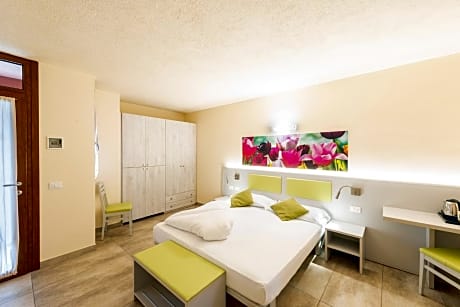 King Room with Lake View