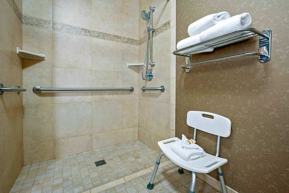 La Quinta Inn & Suites by Wyndham Boise Towne Square