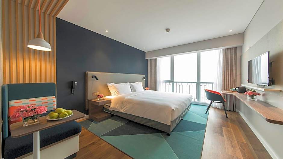 Holiday Inn Express Liyang Huafu By IHG