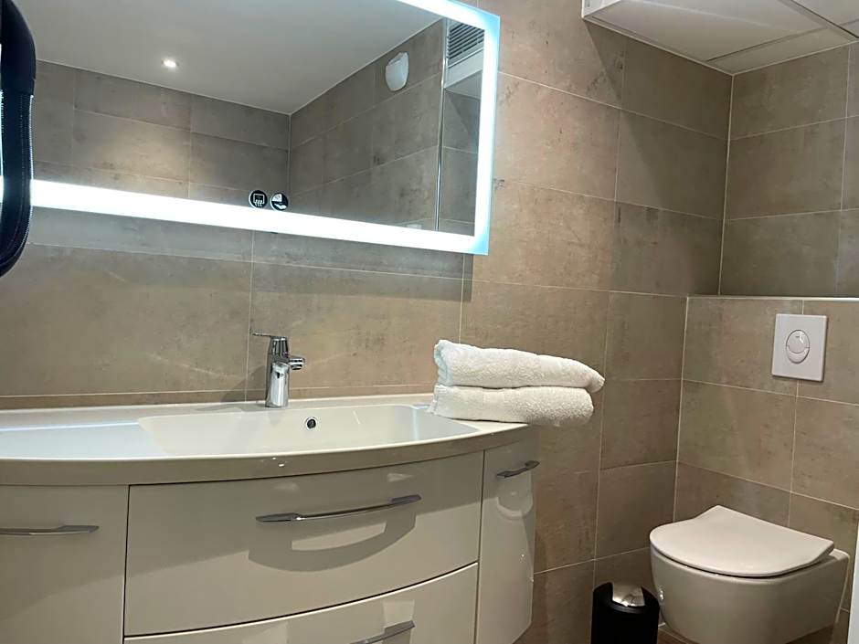 Brit Hotel de Grignan Vichy