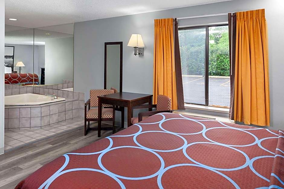 Super 8 by Wyndham Sun Prairie/Madison E