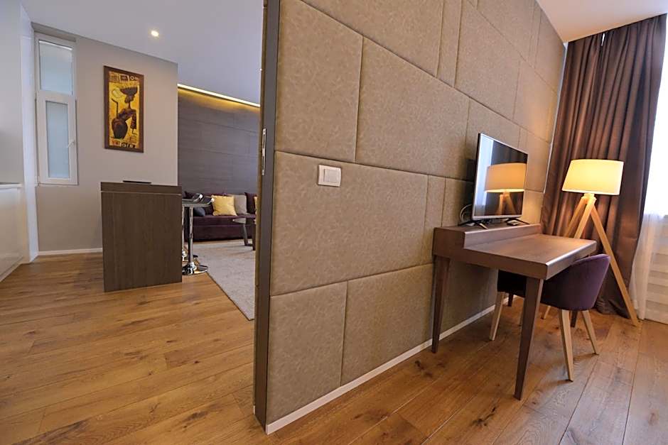Boutique Rooms