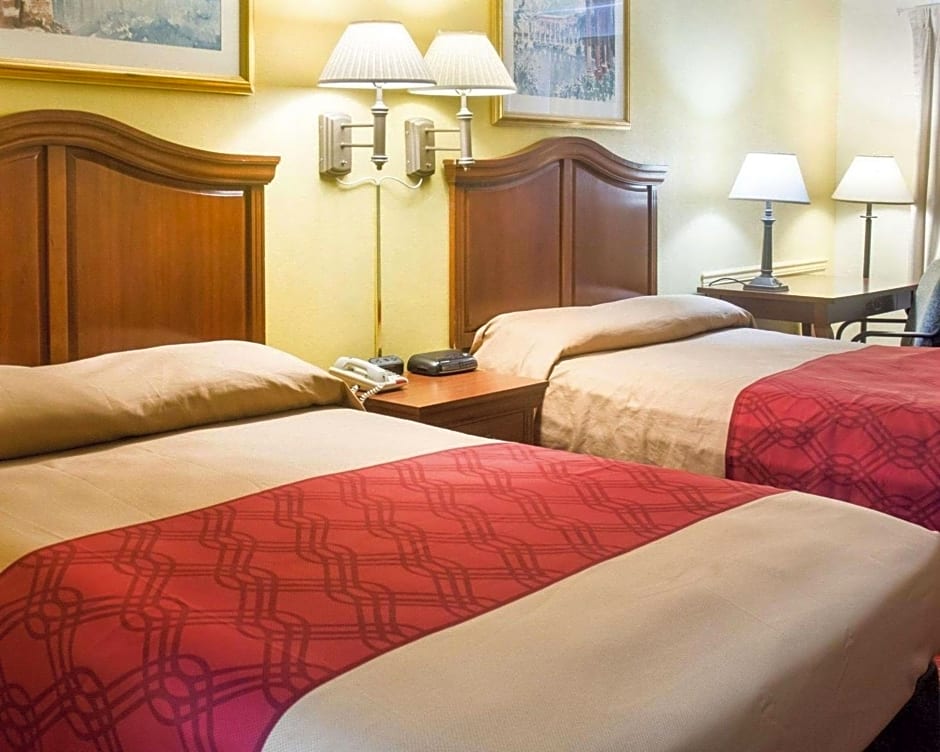 Photo 1 of 5 of Double Room with Two Double Beds - Non-Smoking